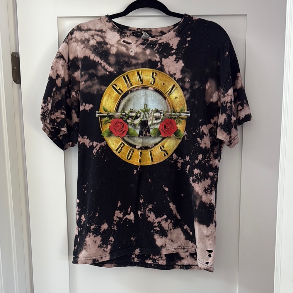 Guns N' Roses Black and Pink Tie-Dye T-Shirt